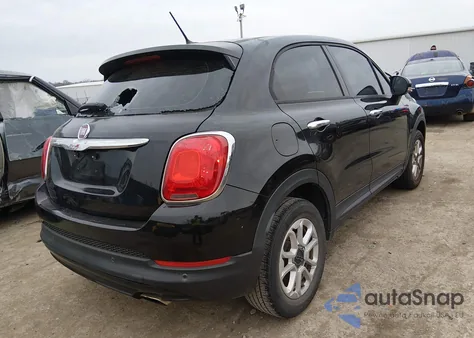 2017 Fiat 500X Pop Fwd z USA, uszkodzony, nr VIN ZFBCFXAB7HP579580